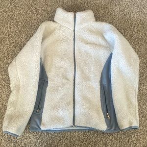 White fleece Columbia jacket